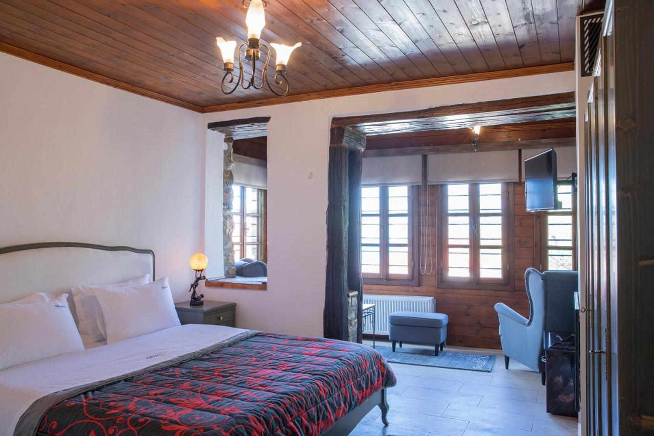 Guesthouse Ourania Palaios Panteleimonas Exteriör bild